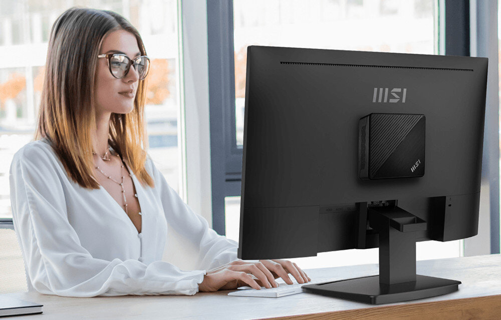 Komputer MSI Cubi N ADL S-098EU N100 4GB RAM 128GB SSD Wi-Fi Windows 11 Professional montaż VESA