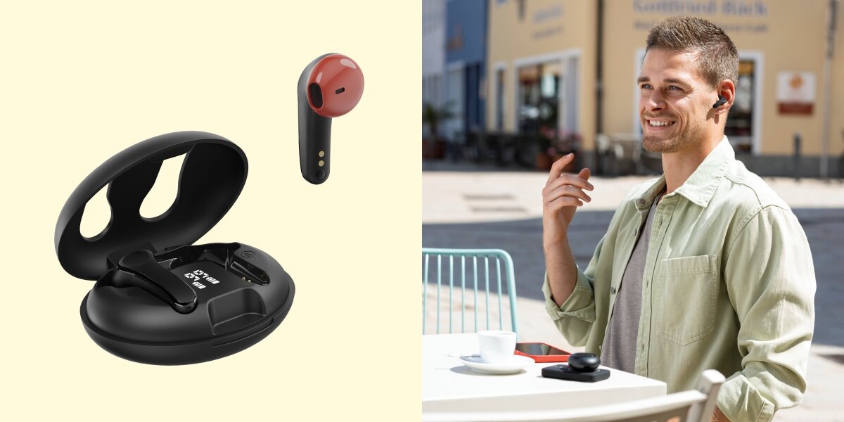 Słuchawki douszne HAMA Spirit Unchained - Wysoka jakość rozmów, ENC, mikrofon, TWS, osoba siedząca przy stoliku na dworzu