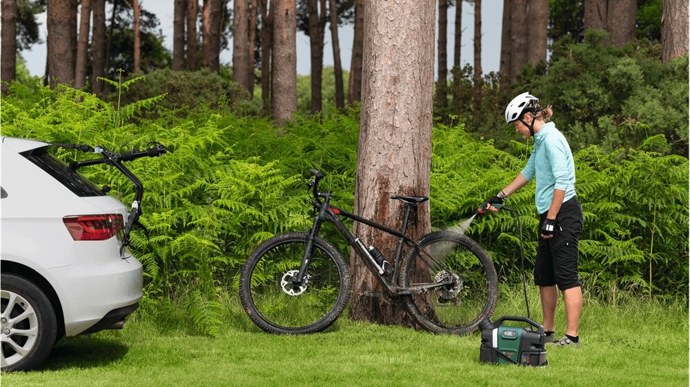 Myjka ciśnieniowa BOSCH Fontus 18 V-6 Bike Cleaner Solo 06008B6200 kv początek opisu