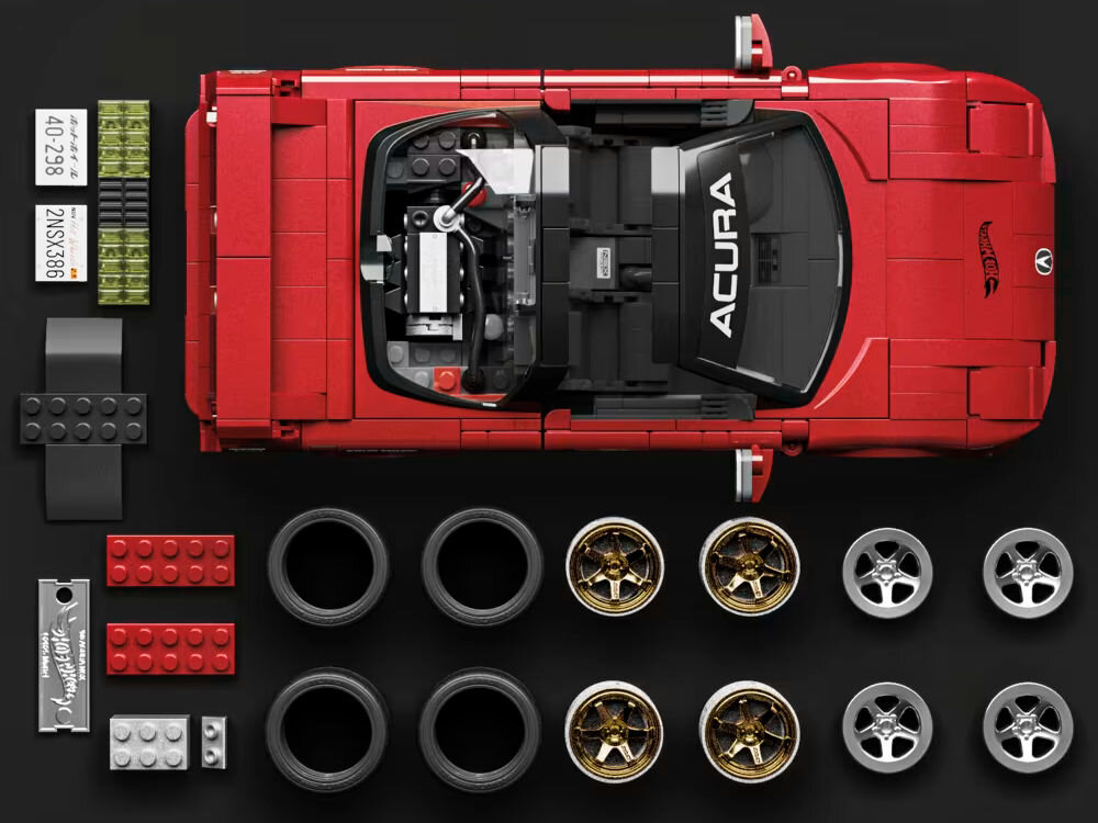 Klocki plastikowe BRICK SHOP Hot Wheels Elite Series 90 Acura NSX JFT17 widok z góry na samochód i ułożóne wokół niego części