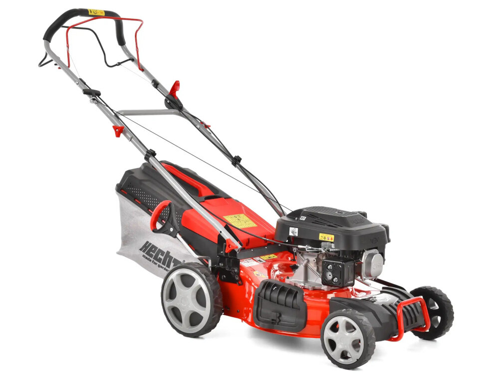 Kosiarka spalinowa HECHT 547SXW kosiarka na białym tle widoczna od przodu pod skosem solidna kosiarka spalinowa mocny czterosuwowy silnik niezależność i duża siła cięcia do trawników o powierzchni 1000 m2 lekka konstrukcja ergonomiczna rączka trwałe materiały