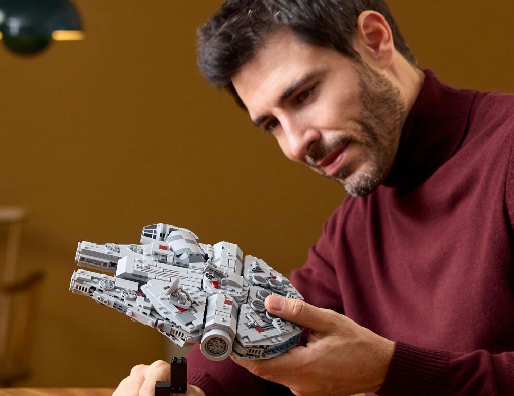 LEGO 75375 Star Wars Sokół Millennium klocki elementy zabawa łączenie figurki akcesoria figurka zestaw