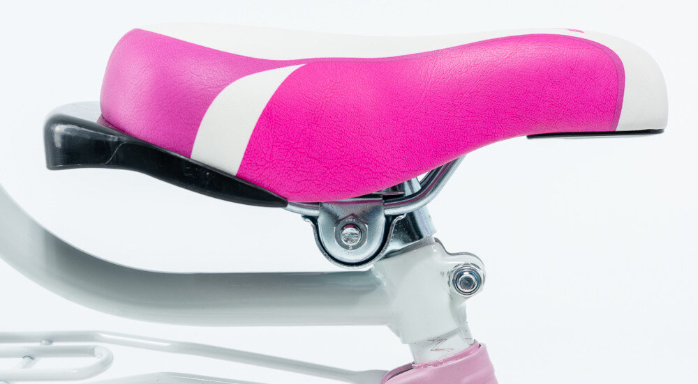 Rower dziecięcy GERMINA BMX 16 cali dla dziewczynki Jasnoróżowy siodełko na białym tle piankowe siodełko miękkie i stabilne podparcie elastyczna struktura pianki dopasowuje się do sylwetki odporna na uszkodzenia powłoka zewnętrzna