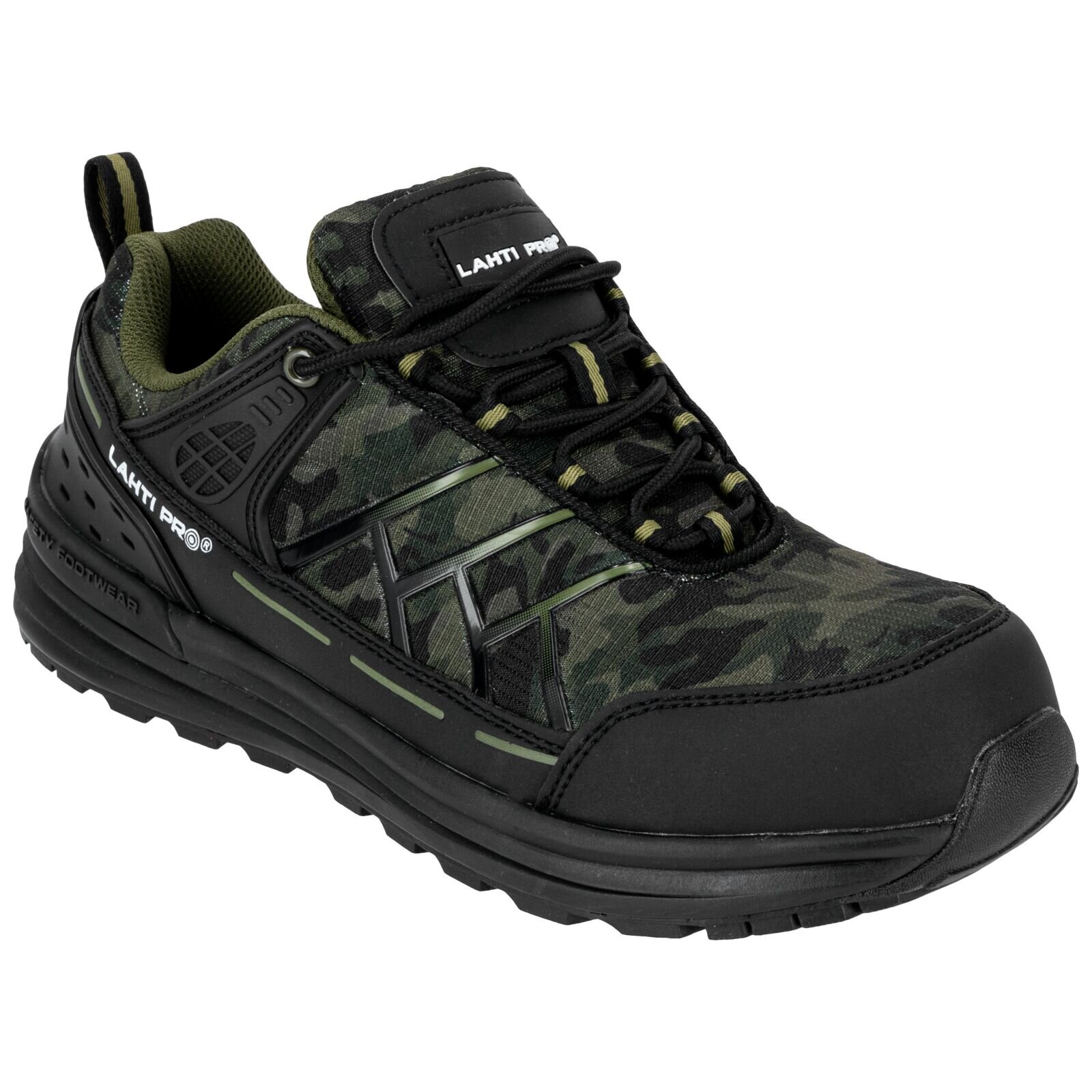 But roboczy w kolorze moro z czarnymi elementami, posiada logo \'LAHTI PRO\' na języku i boku. Podeszwa jest czarna z napisem \'SAFETY FOOTWEAR\'.