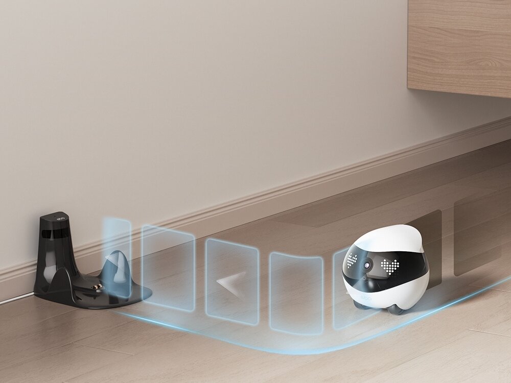 Inteligentny robot ENABOT Ebo Air 2 Różowy Inteligentny robot ENABOT Ebo Air 2 robot obok stacji ładującej automatyczne ładowanie aplikacja