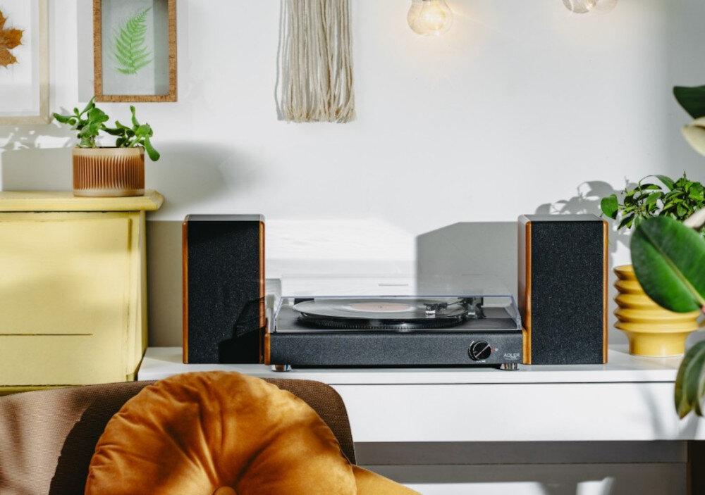 Gramofon ADLER AD 1915 analogowe brzmienie winylowe domowe odsłuchy, gramofon stojący na stoliku