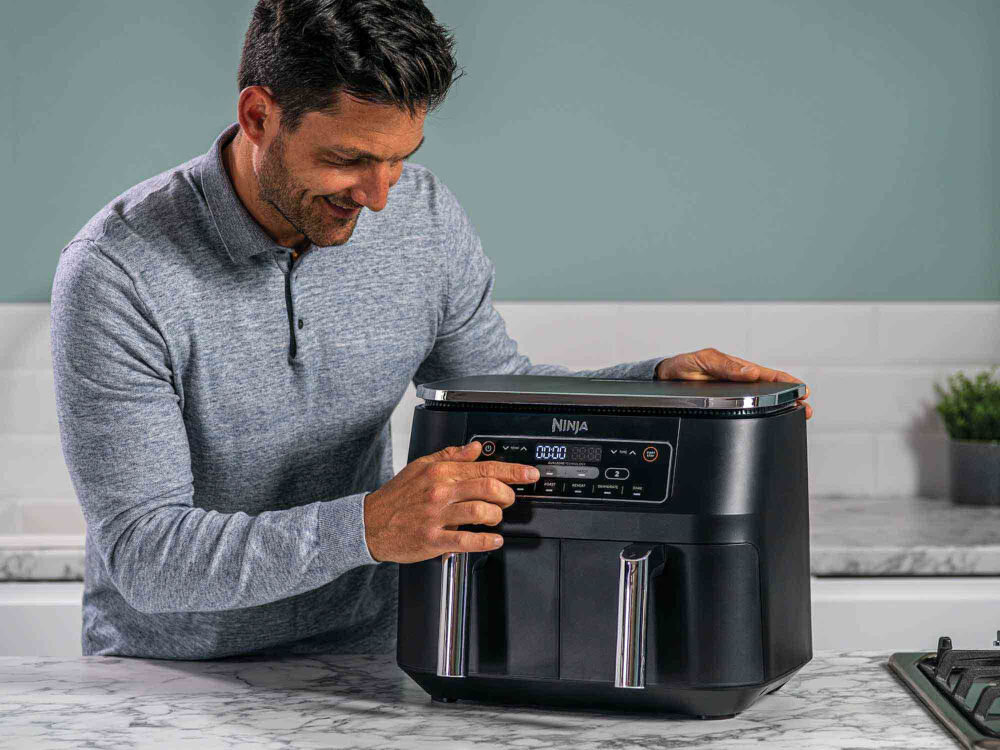 Frytkownica beztluszczowa NINJA Foodi AF300EU Air Fryer z podwojnym koszem 6 funkcji gotowania specjalny program Max Crisp Funkcja ciasta