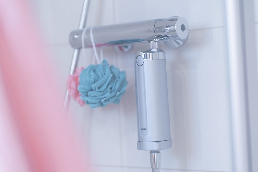 Filtr łazienkowy BWT Quick & Clean system filtracji wody, łatwe i skuteczne utrzymanie czystości, bez uporczywych osadów z kamienia, szybkie i wygodne korzystanie