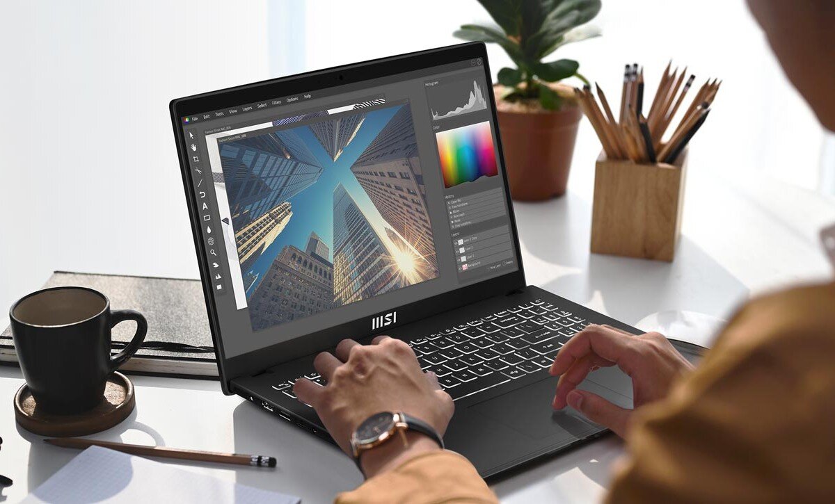 Laptop MSI Modern 15 B12MO 15.6 IPS i5-1235U 16GB RAM 512GB SSD Windows 11 Home wyświetlacz przekątna jakość