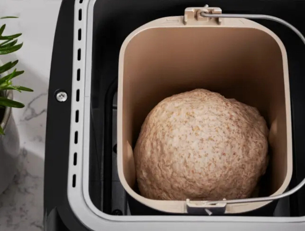 Wypiekacz do chleba PANASONIC SD-PN100KXE (30.7 x 25.5 x 29) Technika rzemieślniczego zagniatania technologia naśladująca ręczne zagniatanie smak i konsystencja wypieku