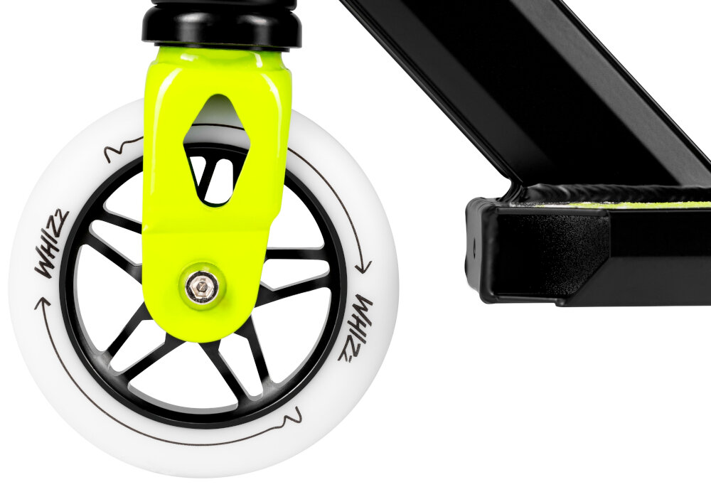 Hulajnoga wyczynowa LIONELO Whizz Czarno-zielony wysokiej jakosci kolka PU z serii High Rebound sredcnia 110 mm twardosc 90A przyczepnosc stabilnosc plynnosc zaawansowane lozyska ABEC-9
