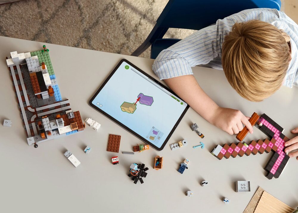 LEGO 21277 Minecraft Kilofowa kopalnia dziecko buduje zestaw zdolności manualne rozwój dziecka koordynacja umiejętności wyobraźnia
