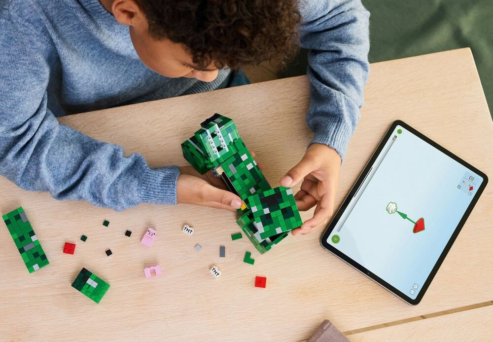LEGO 21276 Minecraft Creeper dziecko buduje zestaw zdolności manualne rozwój dziecka koordynacja umiejętności wyobraźnia