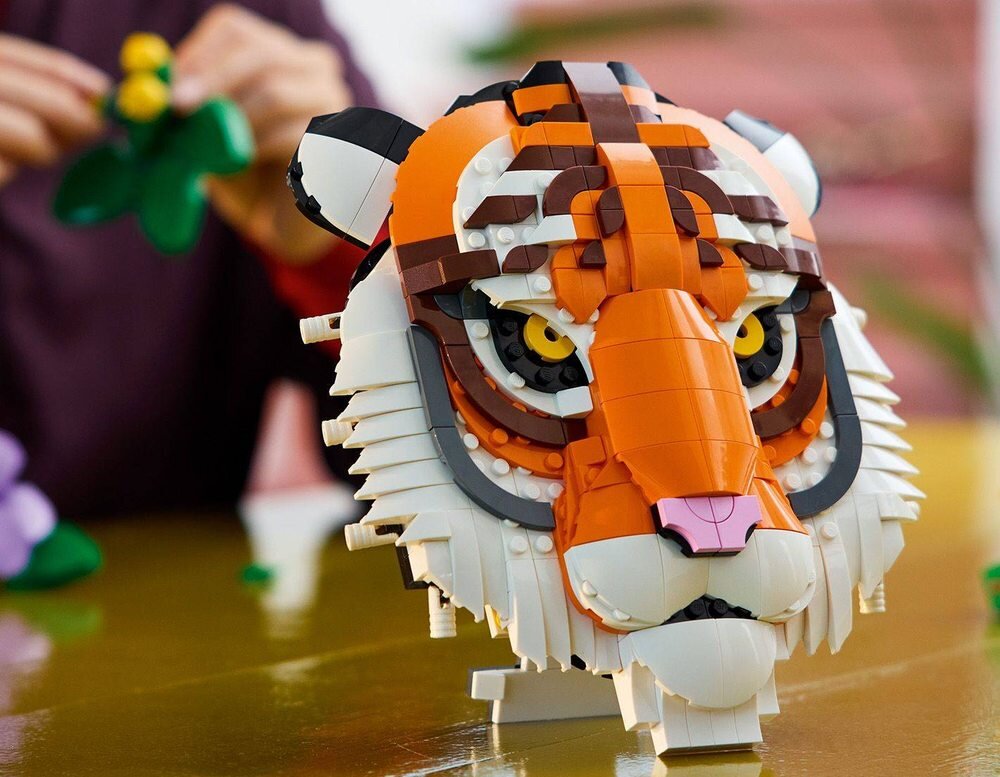 LEGO 31217 Art Kolekcja zwierząt - tygrys 744 elementy, 20 cm wysokości, 31 cm szerokości i 6 cm głębokości