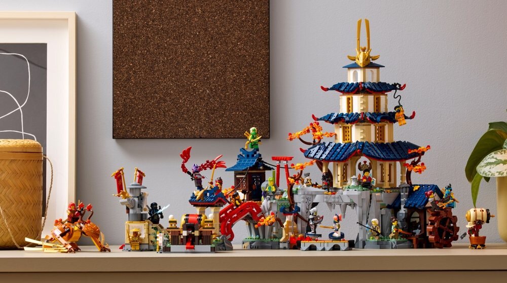 LEGO 71814 NINJAGO Turniejowe miasto ze świątynią kv lifestyle początek opisu sekcja nagłówkowa
