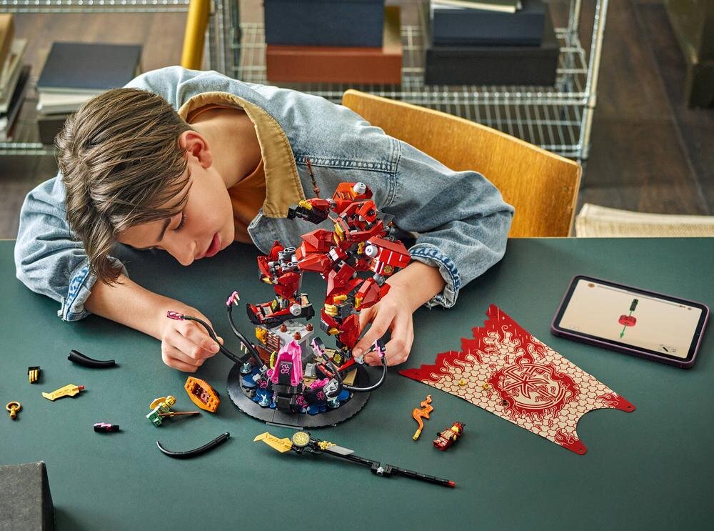 LEGO 71846 NINJAGO Mech ognistego rycerza dziecko buduje zestaw zdolności manualne rozwój dziecka koordynacja umiejętności wyobraźnia