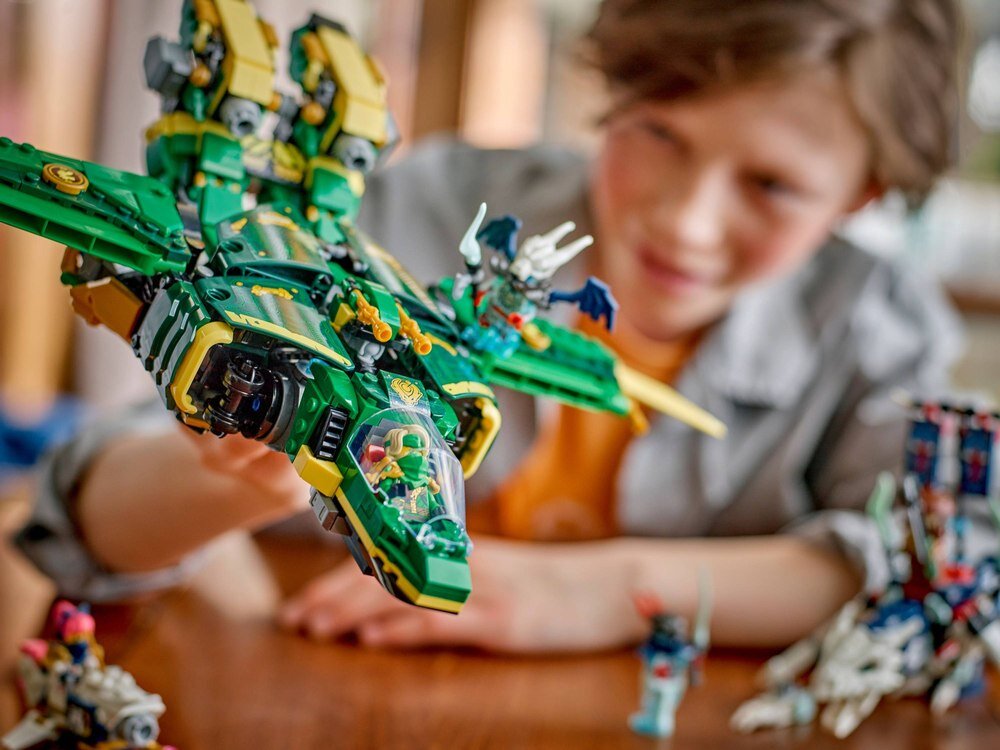 LEGO 71845 Ninjago Odrzutowy mech Lloyda przygody i bitwy ninja w powietrzu i na ziemi serial NINJAGO Powstanie Smoków