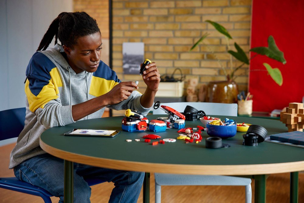 LEGO 72037 Super Mario Mario Kart: Mario i Standard Kart szczegółowe instrukcje LEGO dla dorosłych