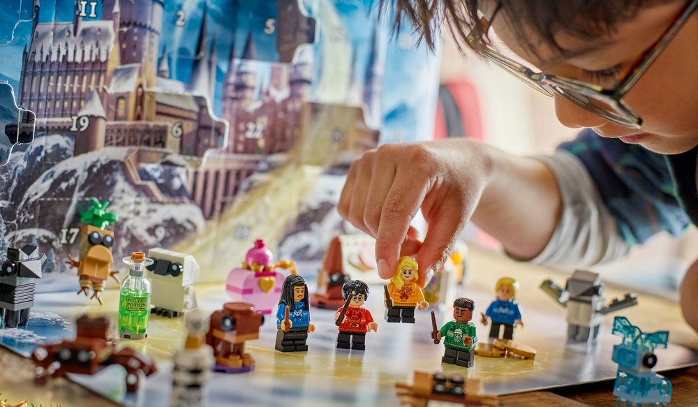 LEGO 76456 Harry Potter Kalendarz adwentowy na 2025 rok kv lifestyle początek opisu sekcja nagłówkowa