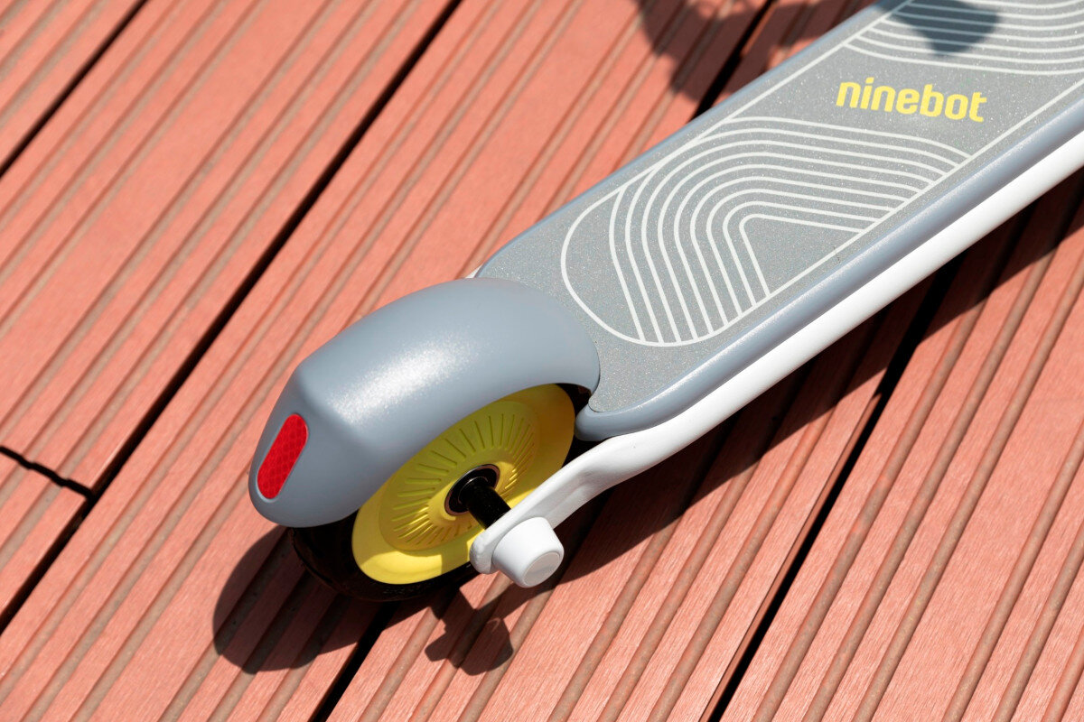 Hulajnoga elektryczna SEGWAY KickScooter C10 Szaro-zolty hamulec nozny