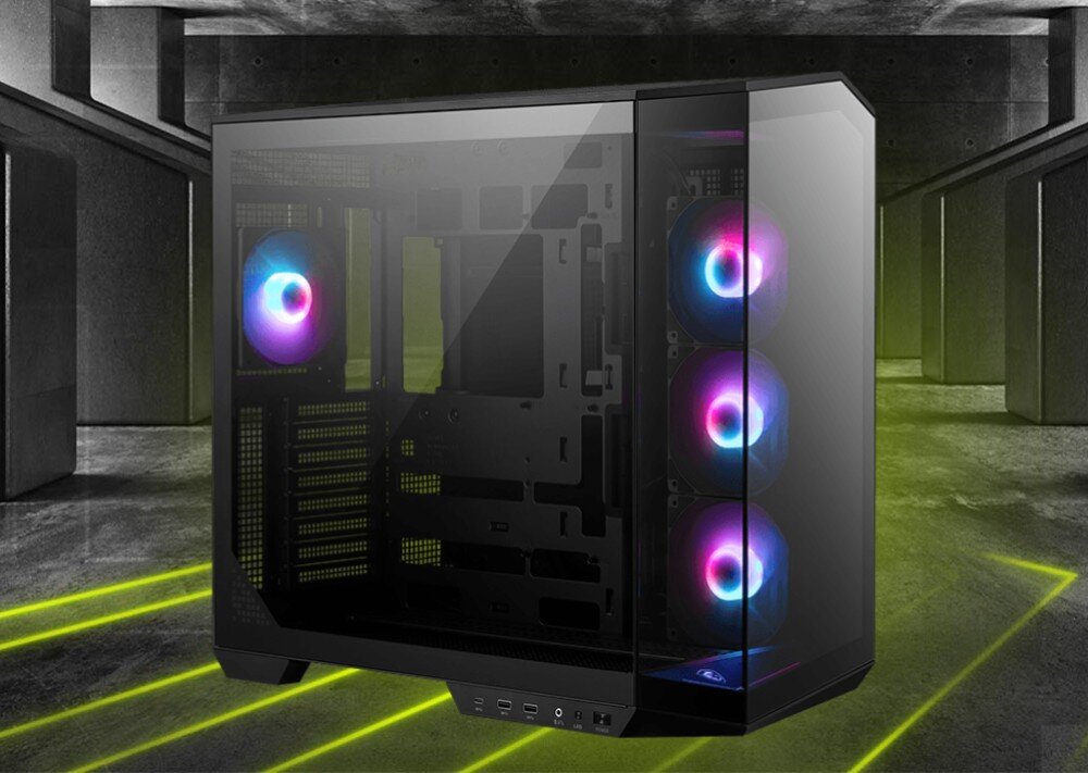 Komputer MAD DOG Powered by MSI PANO100-A01DR32 Obudowa komputera z przezroczystym panelem bocznym i frontowym. Wewnątrz zamontowane są cztery wentylatory RGB – trzy z przodu i jeden z tyłu, w tle betonowe ściany z zielonym podświetleniem, obudowa, wygląd, wentylacja, filtry, porty