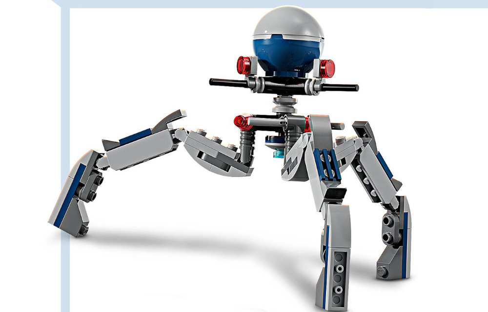 Na obrazie znajduje się model droida zbudowany z klocków LEGO, z kulistą głową i czterema mechanicznymi nogami. Droid ma niebieskie i szare elementy oraz czerwone detale.
