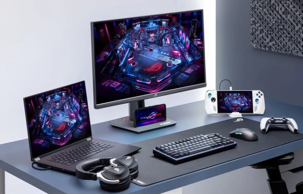 Monitor ASUS ROG Strix XG279CNS Biurko z zestawem komputerowym obejmującym monitor laptop i konsolę z tym samym obrazem, port USB-C, wejścia wideo