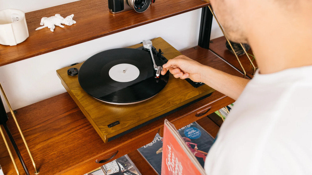 Gramofon LENCO LS-55WA - parametry fizyczne