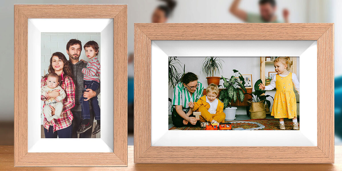 Ramka cyfrowa KODAK RCF-702W Burlywood WIFI 2 ramki przedstawione w pionie i w poziomie