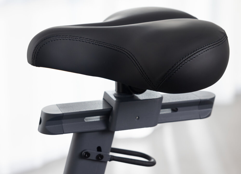 Rower indukcyjny KETTLER Hoi Tour+ Szary ergonomiczna konstrukcja siodelkoregulowane 10-stopniowa regulacja system Quick Adjust jeden ruch blyskawicze dopasowanie