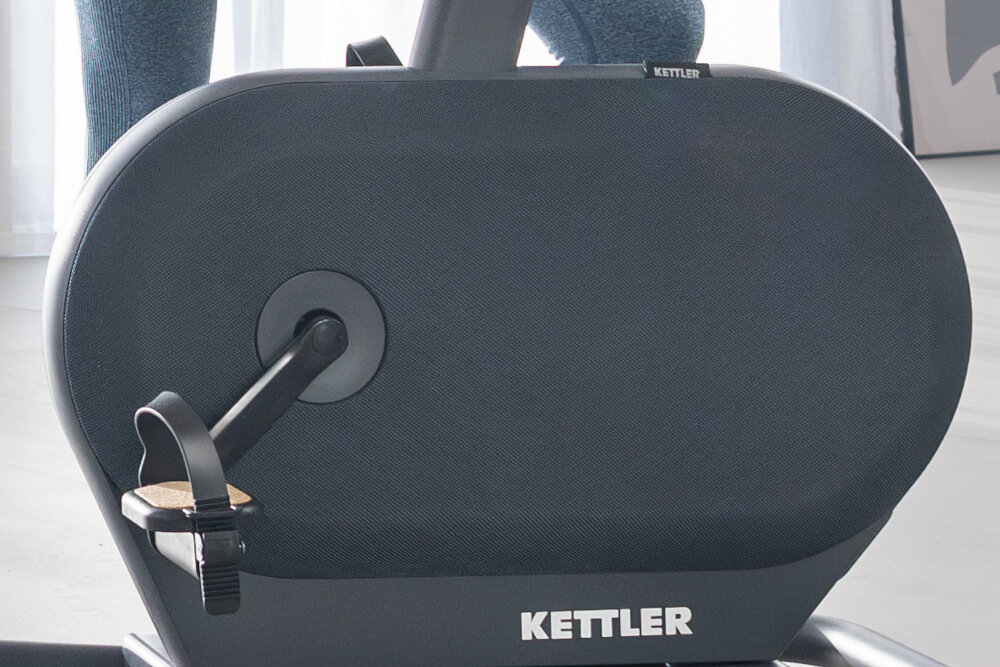 Rower indukcyjny KETTLER Hoi Tour+ Szary kolo zamachowe waga 10 kg ergometr tryb AUTO niezalezny od predkosci komputer dopasowyje opor hamowania tryb MANU zalezny od predkosci am wybierasz obciazenie niezalezny od szybkosci pedalowania