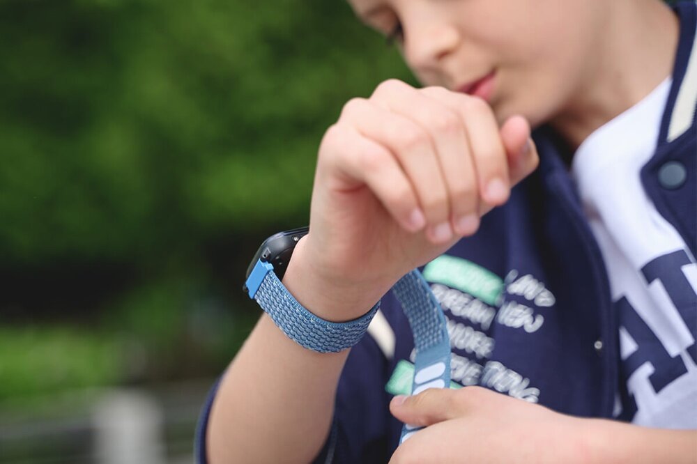 Smartwatch GARETT Kids Tech 4G EASY ON zapięcie pasek  