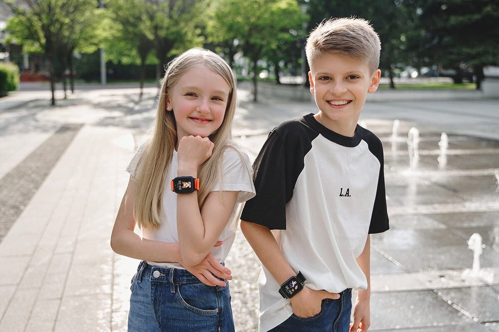 Smartwatch GARETT Kids Tech 4G przycisk SOS funkcje krokomierz 