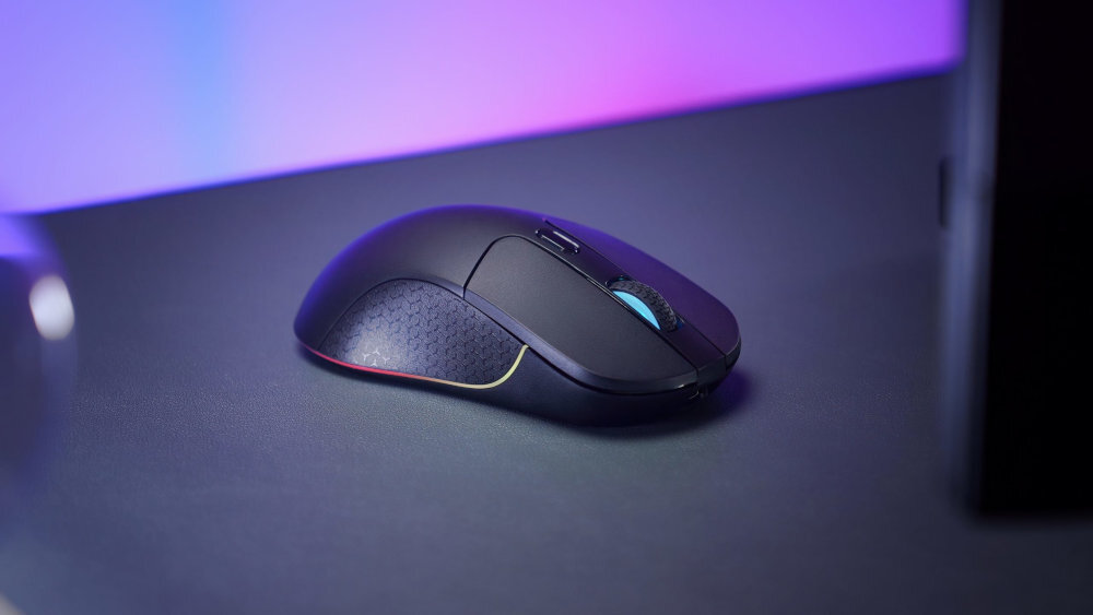 KEYCHRON M3 Technologia 8K polling rate Keychron M3 8000 razy na sekundę osiem razy częściej niż standardowa mysz z 1000 Hz czas reakcji poniżej 0,125 ms
