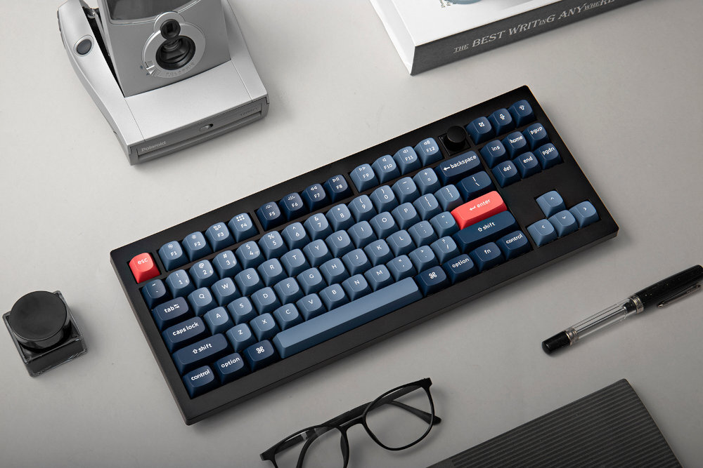 KEYCHRON V3M technologii gasket mount poliwęglanowej płyty montażowej Nakładki PBT OSA (OEM Spherical Angled) Śrubowe stabilizatory PCB południowe podświetlenie RGB keycapów w różnych profilach