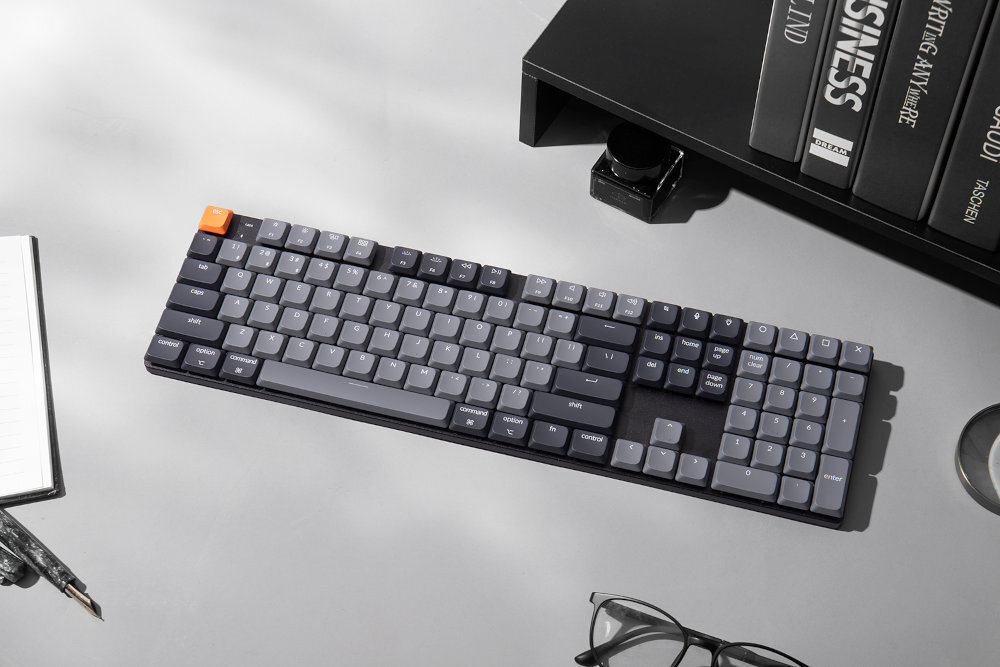 KEYCHRON K5 Solidna konstrukcja odporność 424 × 119 × 20,6 mm 732 g