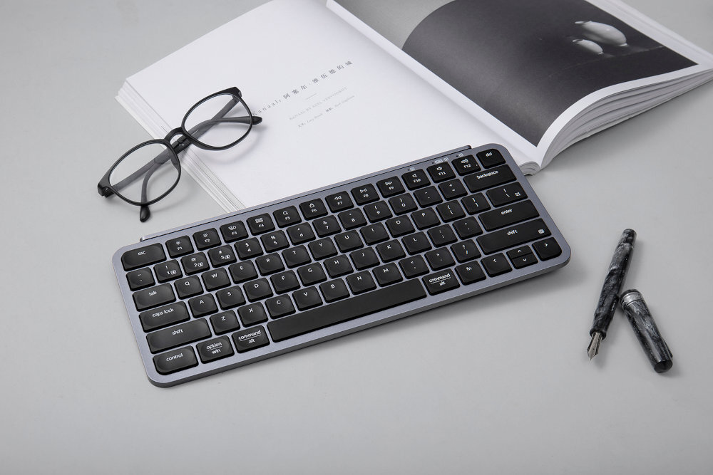 Keychron B1 Pro układ 80% 87 klawiszami TKL (Tenkeyless) brak bloku numerycznego