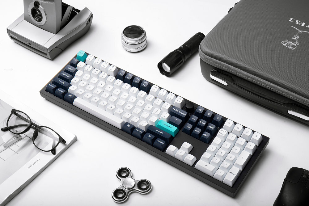 KEYCHRON Q6 MAX klawiatura mechaniczna Pełnowymiarowy układ, solidna aluminiowa obudowa bezprzewodowe i przewodowe opcje łączności