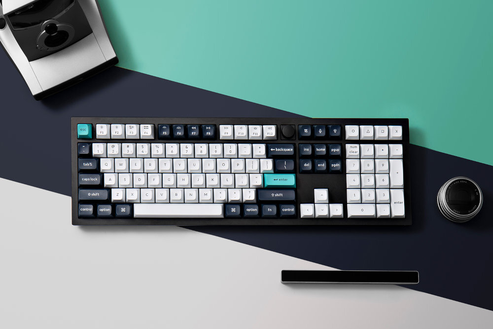KEYCHRON Q6 MAX Obudowa z aluminium 6063 procesie CNC, piaskowana warstwowy system pianek akustycznych (IXPE, PET, Lateks) podwójną konstrukcją uszczelek (Double-Gasket) dolne podświetlenie przełącznika (south-facing LED) RGB 20 trybami
