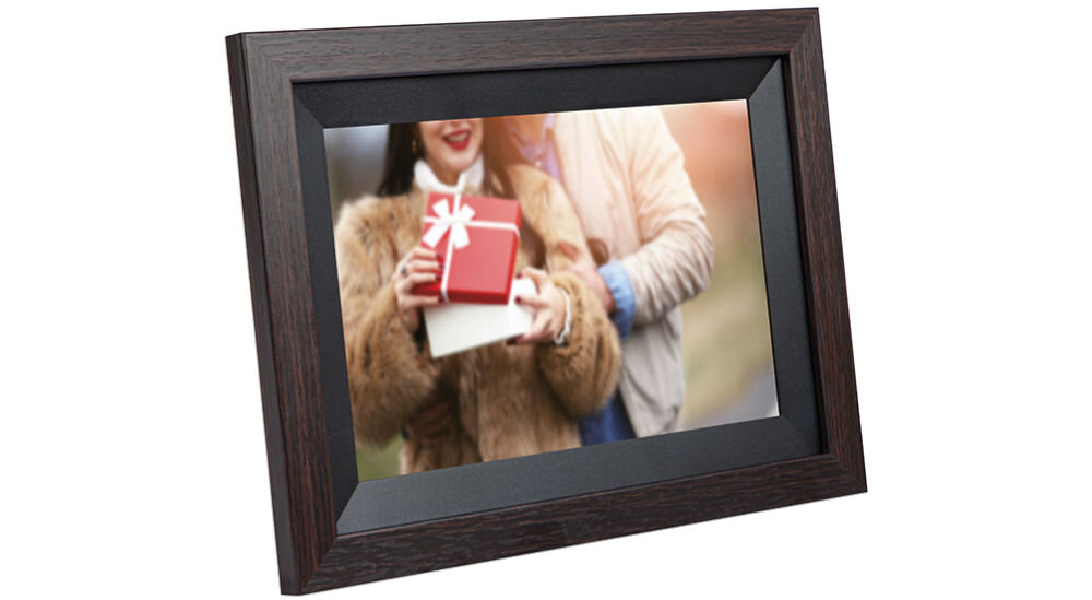 Ramka cyfrowa BLOW 10 Frameo Wi-fi Drewniana prezentacja ramki ze zdjęciem pod kątem na białym tle pamięć wewnętrzna slot microSD rozbudowa