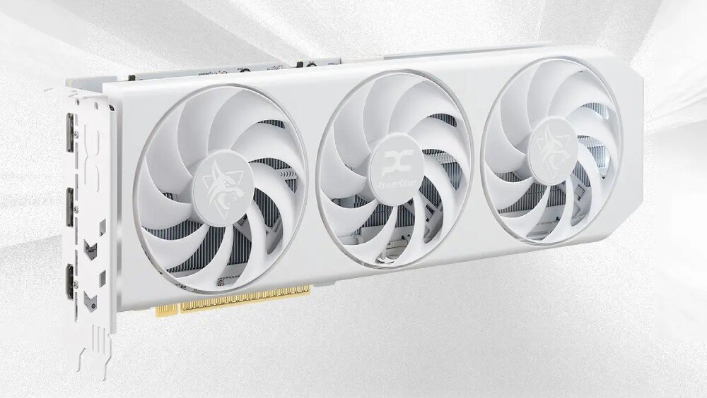 Karta graficzna POWERCOLOR Radeon RX 9060 XT Hellhound Spectral White 16GB Obraz przedstawia kartę graficzną z trzema dużymi wentylatorami, na których znajdują się dwa logotypy w kształcie wilczego pyska oraz logo producenta na środkowym wentylatorze. W tle widać ten sam symbol wilka w neonowej oprawie, opis