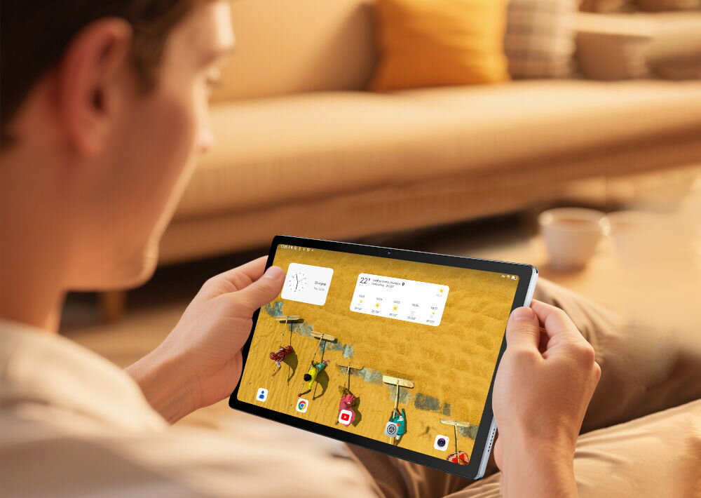 Tablet OSCAL Pad 80 10.51 cali 6/256 GB Wi-Fi Szary prezentacja urządzenia w codziennym użytkowaniu ekran główny ośmiordzeniowy procesor Unisoc T606 grafika Mali-G57 płynne działanie aplikacji sprawna obsługa zadań 6 GB RAM z możliwością rozszerzenia do 12 GB praca wielozadaniowa 256 GB pamięci wewnętrznej typu UFS 2.1