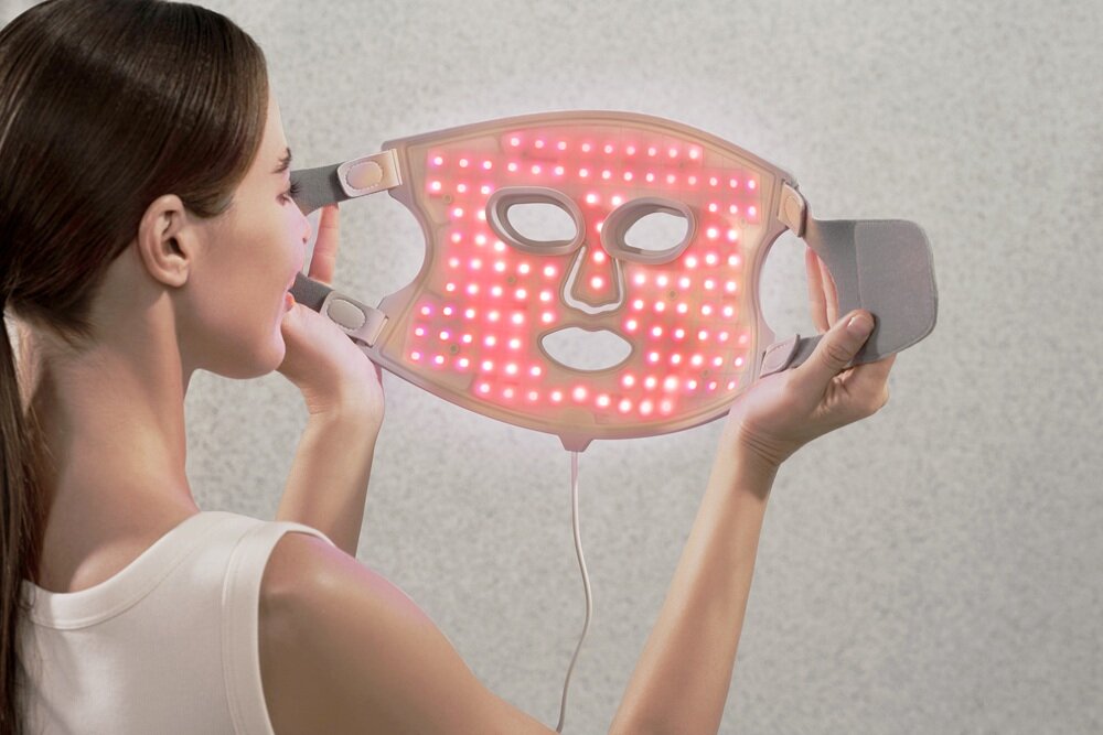 Maska LED NANOLEAF LED Therapy Mask różne kolory światła, światło czerwone, regeneracja, światło niebieskie, pielęgnacja cery, światło zielone, wyrównanie kolorytu skóry