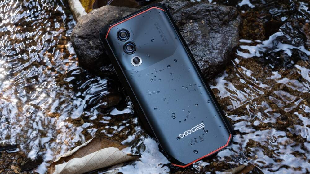 Smartfon DOOGEE Blade 20 w wodzie