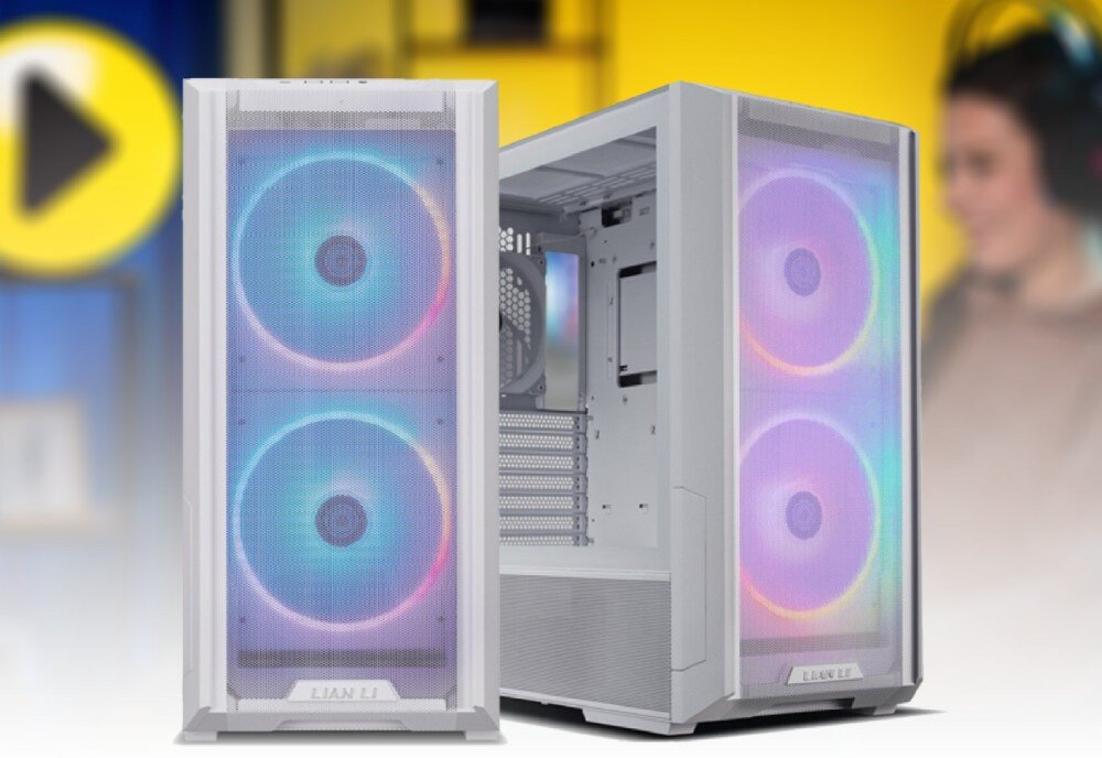 Komputer MAD DOG LIANLI-WH-A01WR32WH Przedni i boczny widok białej obudowy komputera z przezroczystym panelem i dużymi wentylatorami z podświetleniem RGB, opis