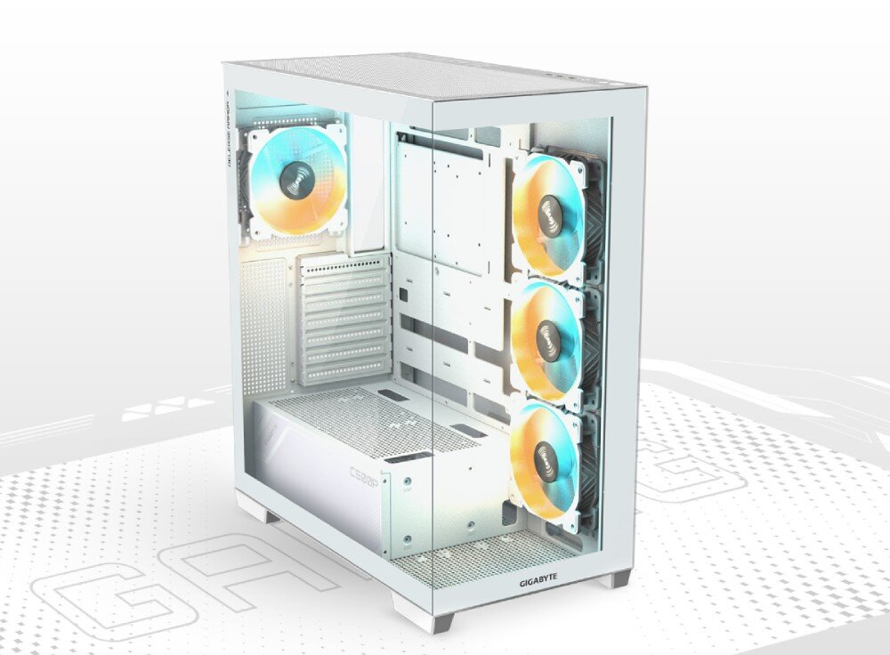 Komputer MAD DOG Powered by Gigabyte C500-ICE-A01DR32 Pusta biała obudowa komputera z przezroczystym bokiem. W środku widoczne są zamontowane wentylatory RGB i miejsce na podzespoły. Na froncie widoczna perforacja wentylacyjna, obudowa, chłodzenie, wentylacja, podświetlenie, filtry