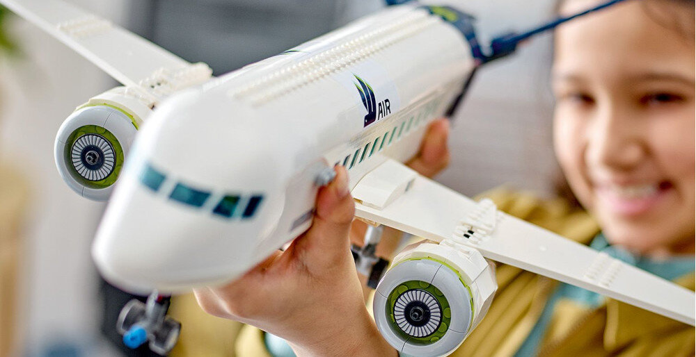 KLOCKI LEGO CITY SAMOLOT PASAŻERSKI 60367 statek liniowy