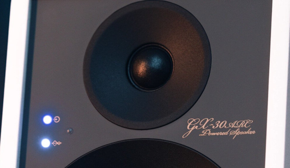 Kolumny głośnikowe ONKYO GX-30ARC aktywne kompaktowe minimalna zajętość miejsca, kadr głośnika, diody