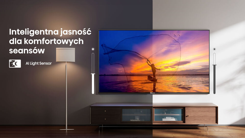 Telewizor HISENSE 65A6Q - Komfort przy każdym świetle, AI Light Sensor, teleweizor zawieszony na ścianie nad komodą, dzień i noc