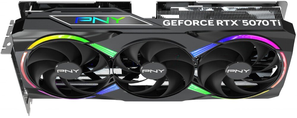 Karta graficzna PNY GeForce RTX 5070 Ti ARGB OC Triple Fan Plus 16GB Górny widok karty graficznej pokazujący trzy wentylatory z logo PNY oraz złącze PCIe na dolnej krawędzi, z widocznym kolorowym podświetleniem ARGB